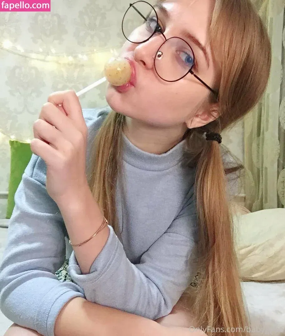 baby_riley Onlyfans Photo Gallery 