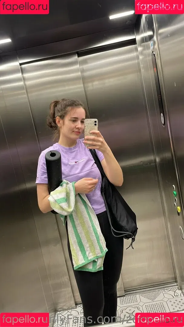 zoenafree Onlyfans Photo Gallery 