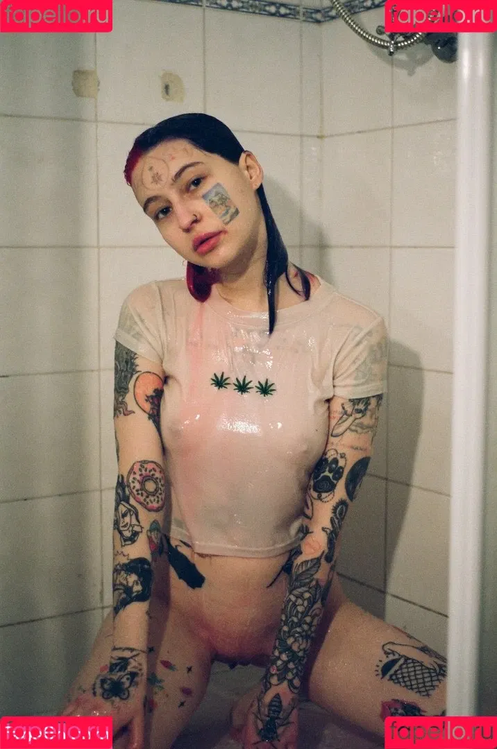 The Saddest Goddess Onlyfans Photo Gallery 