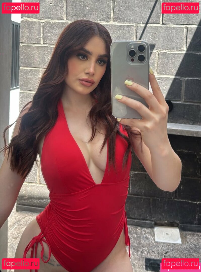 Leslie Pecas Nude Onlyfans Photo 21