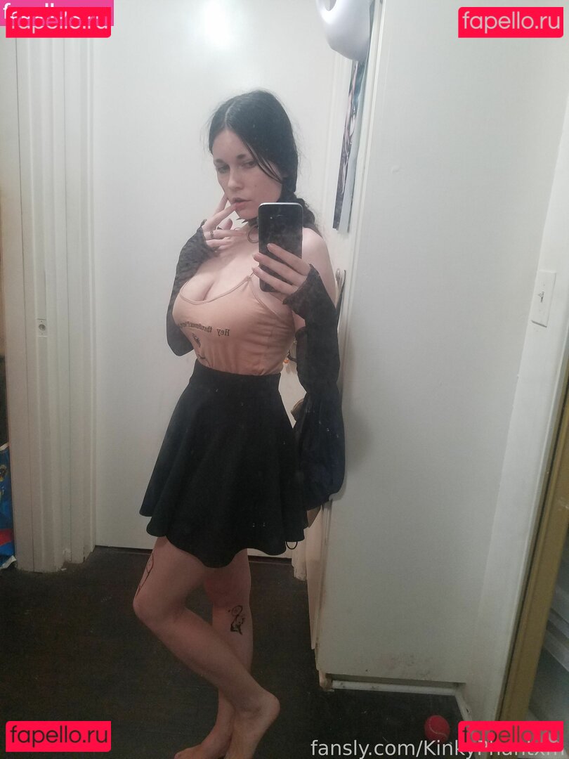KinkyPhantxm Nude Onlyfans Photo 36