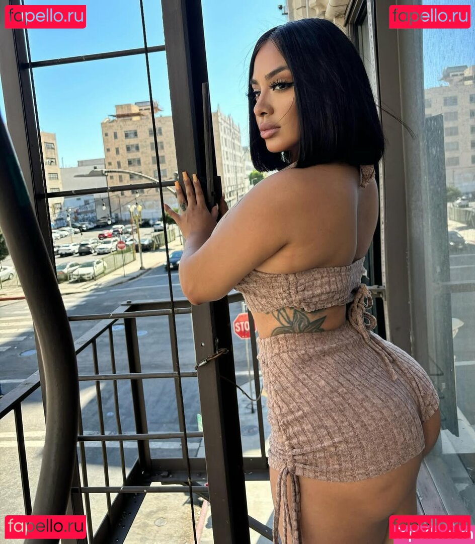 No4eign Nude Onlyfans Photo 43