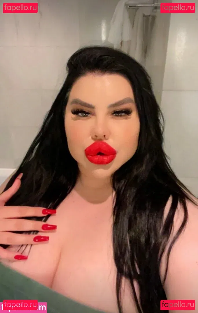 Natasha Crown Onlyfans Photo Gallery 