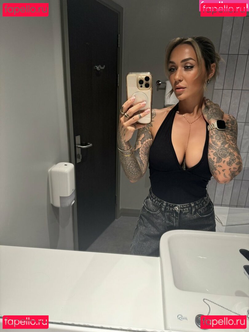 Faye Padley Nude Onlyfans Photo 3