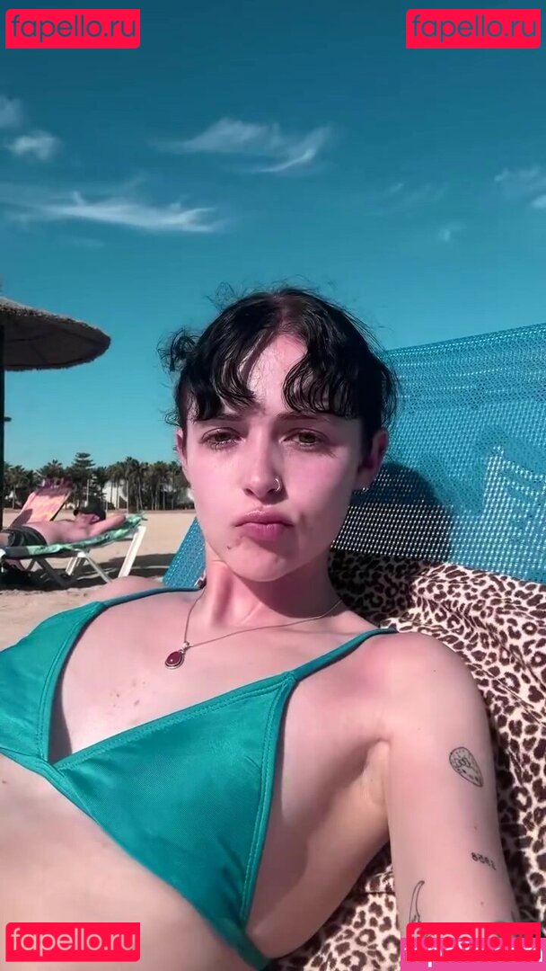 Holly Laing Nude Onlyfans Photo 26