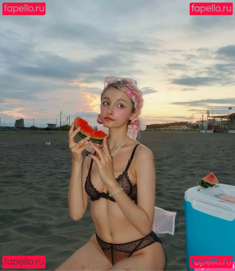 Mikan Mandarin Nude Onlyfans Photo 41
