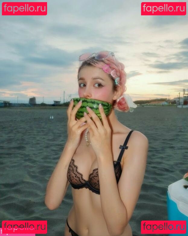 Mikan Mandarin Nude Onlyfans Photo 38