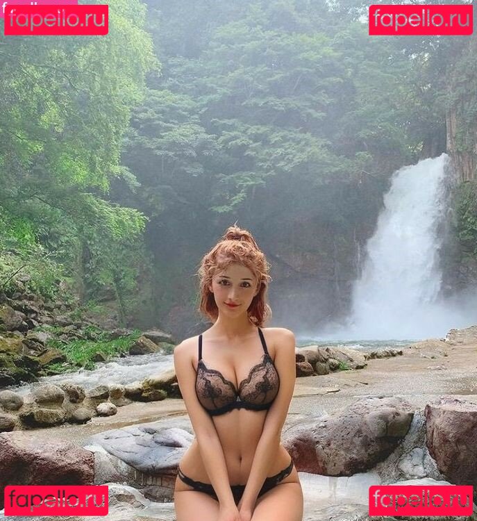 Mikan Mandarin Nude Onlyfans Photo 31
