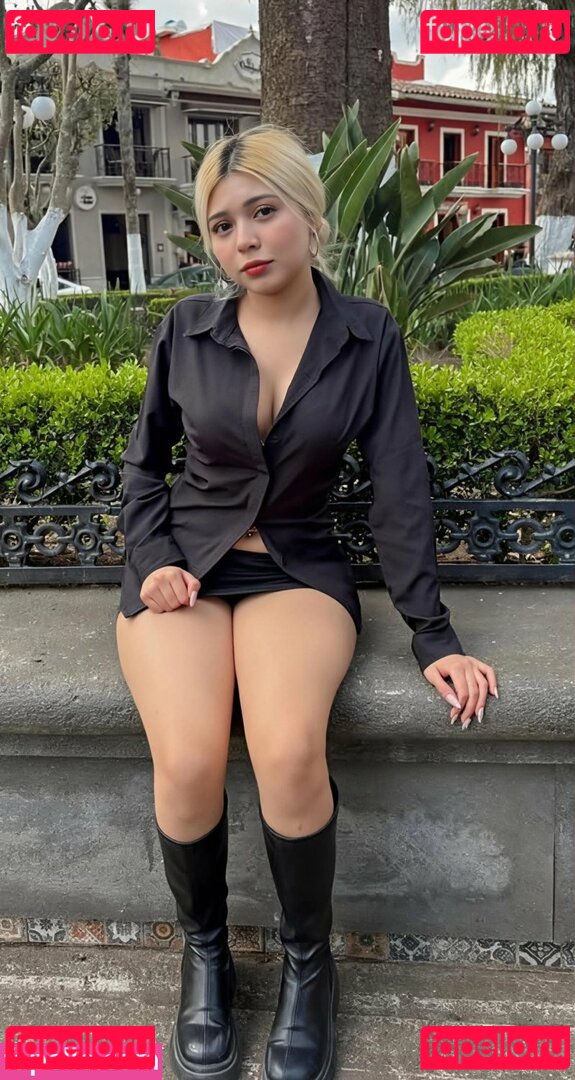 Aranza Zeab Nude Onlyfans Photo 6