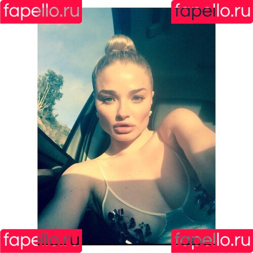 Emma Rigby Onlyfans Photo Gallery 