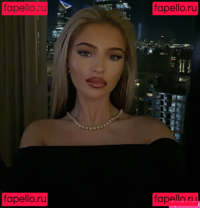 Alicia Johnston Nude Onlyfans Photo 27