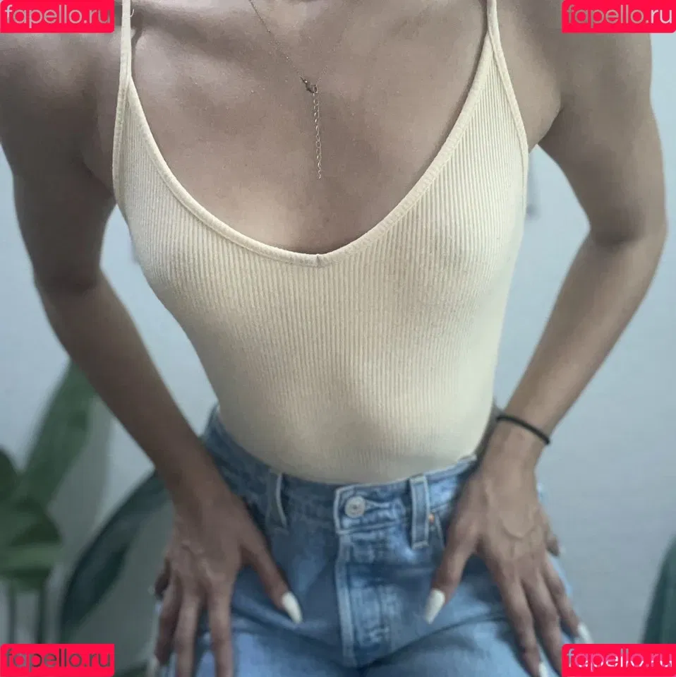 Depop Wins Onlyfans Photo Gallery 