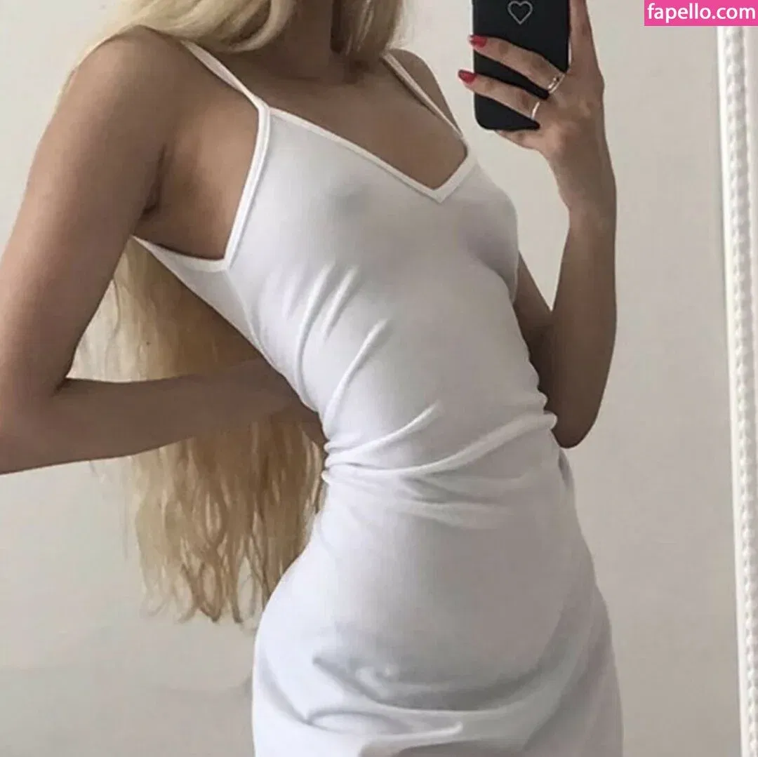 Depop Wins Onlyfans Photo Gallery 