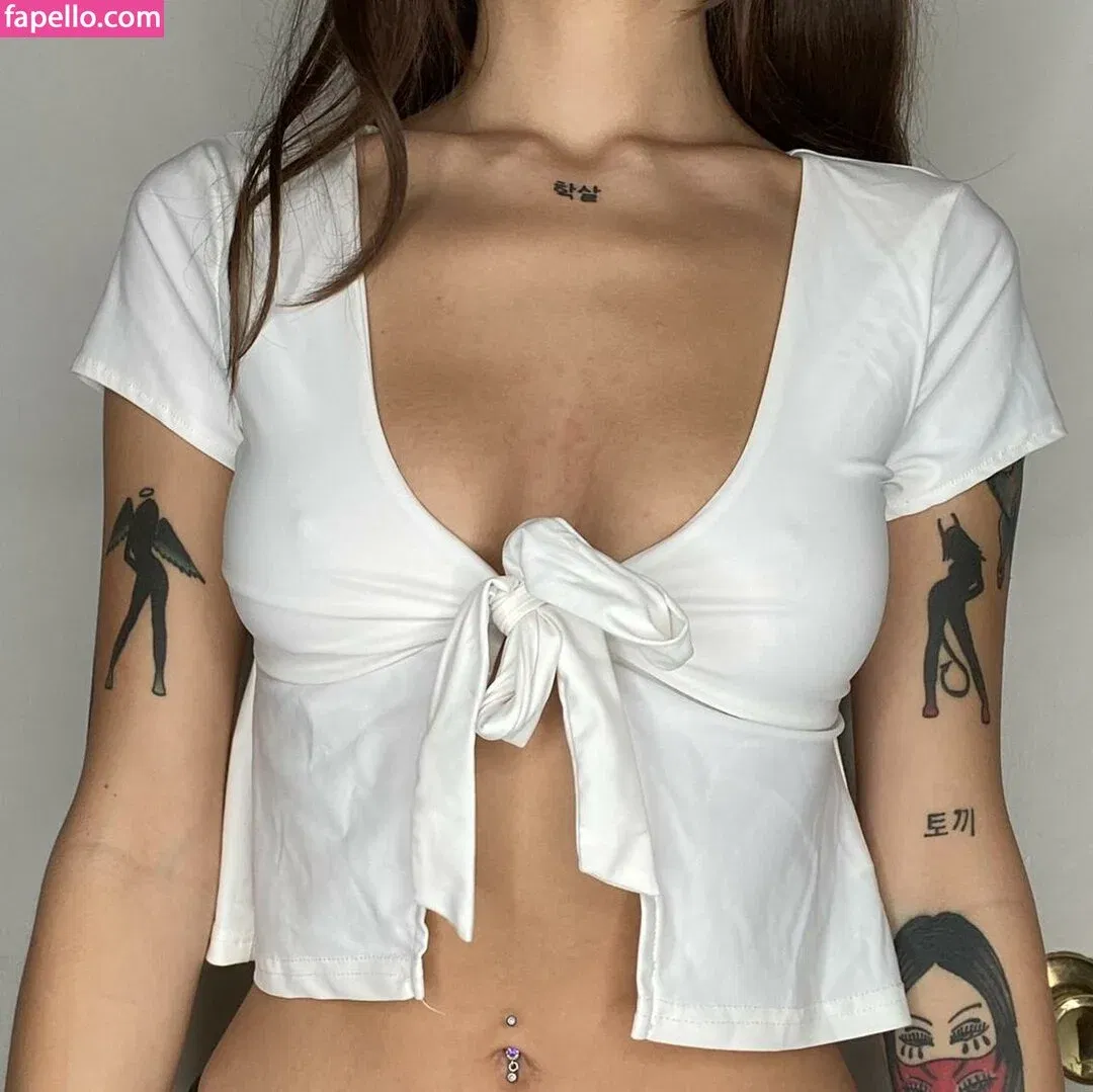 Depop Wins Onlyfans Photo Gallery 