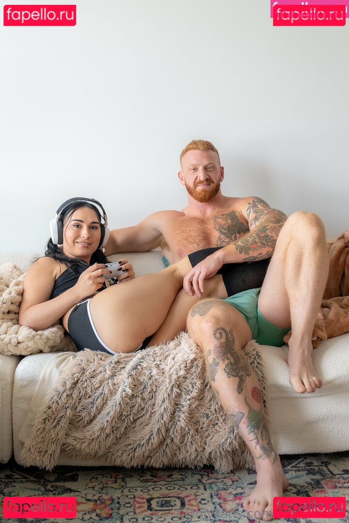 emberfiera Nude Onlyfans Photo 28