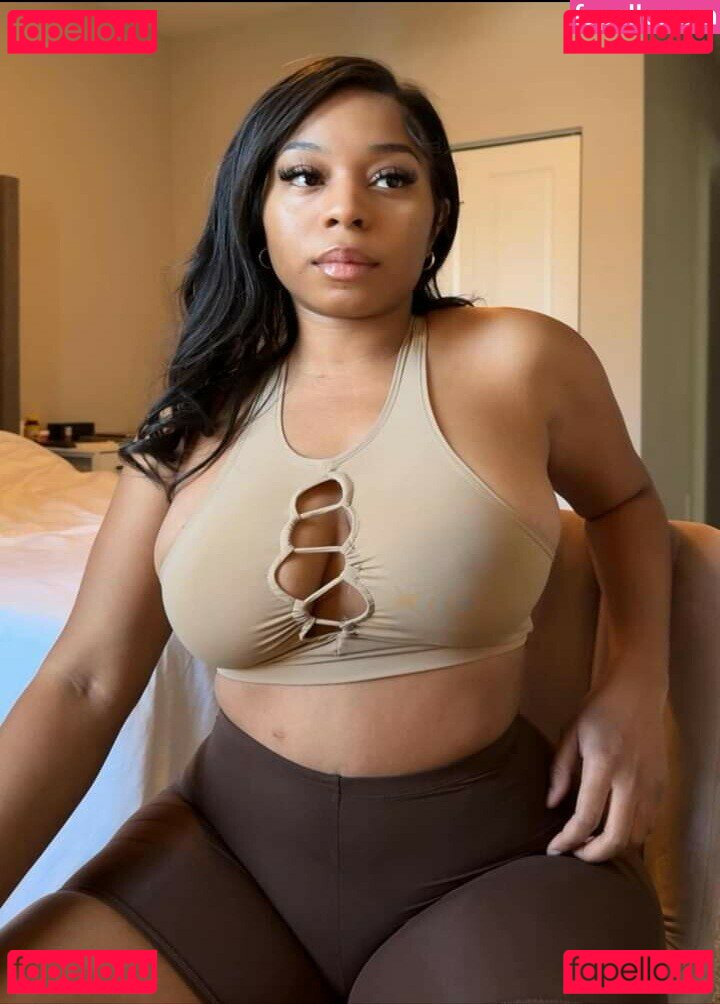 Yesprettyb Nude Onlyfans Photo 33