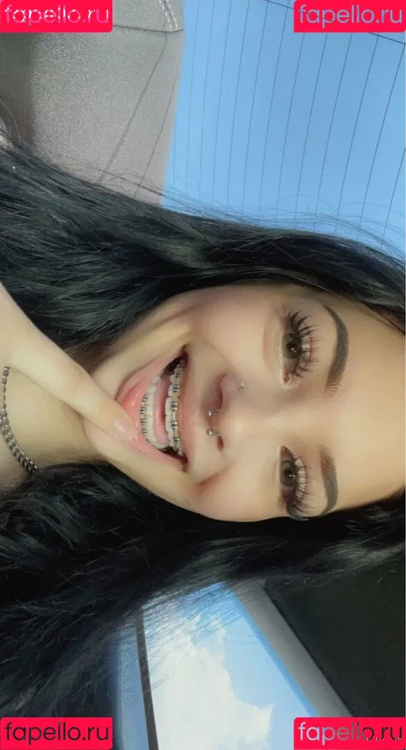 Lily B Onlyfans Photo Gallery 