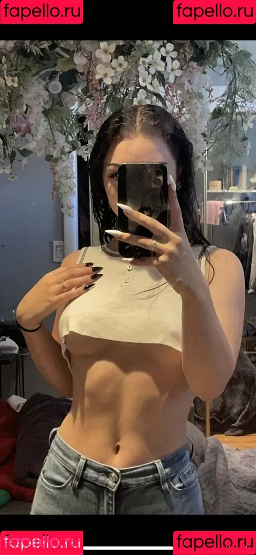 Lily B Onlyfans Photo Gallery 