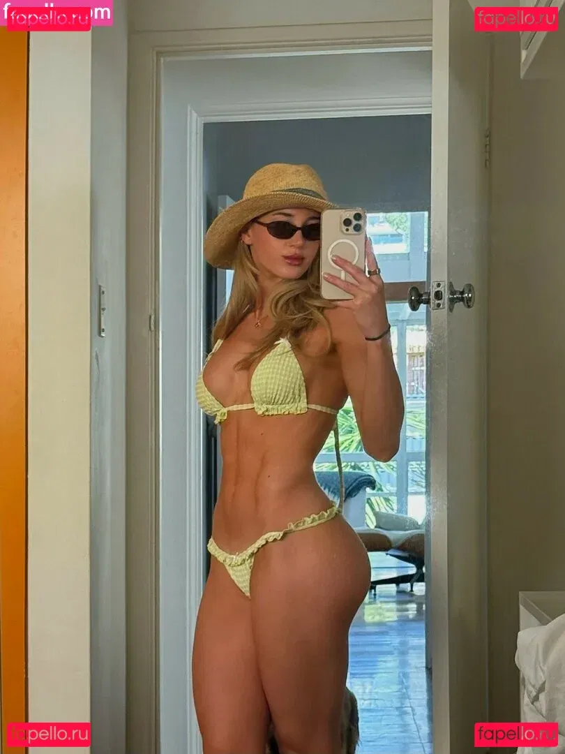 Lily B Onlyfans Photo Gallery 