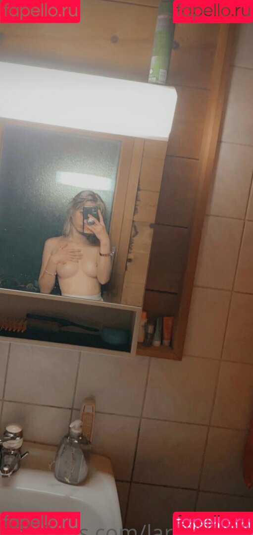 Laraxmoon Onlyfans Photo Gallery 