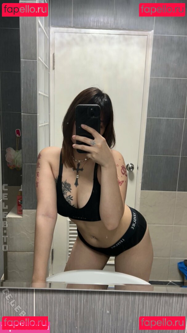 milkreeni Nude Onlyfans Photo 4