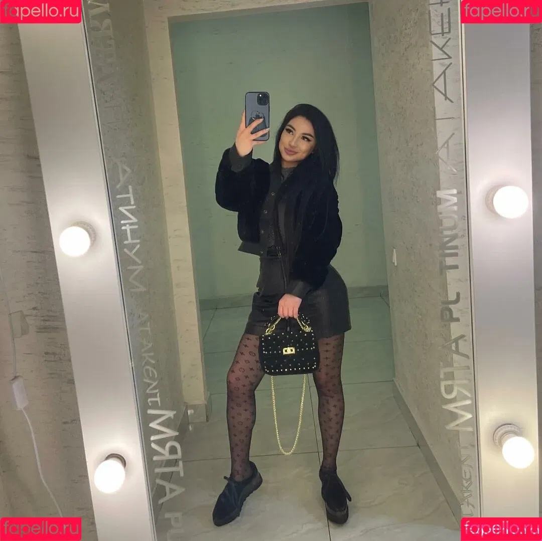 Zhansaya Dakarimova Onlyfans Photo Gallery 