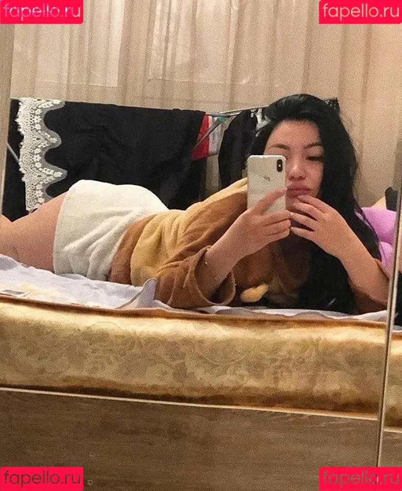 Zhansaya Dakarimova Onlyfans Photo Gallery 