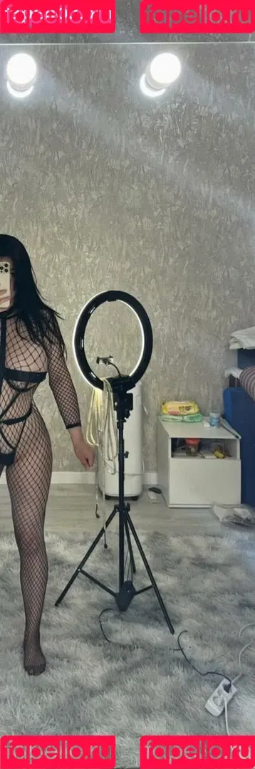 Zhansaya Dakarimova Onlyfans Photo Gallery 