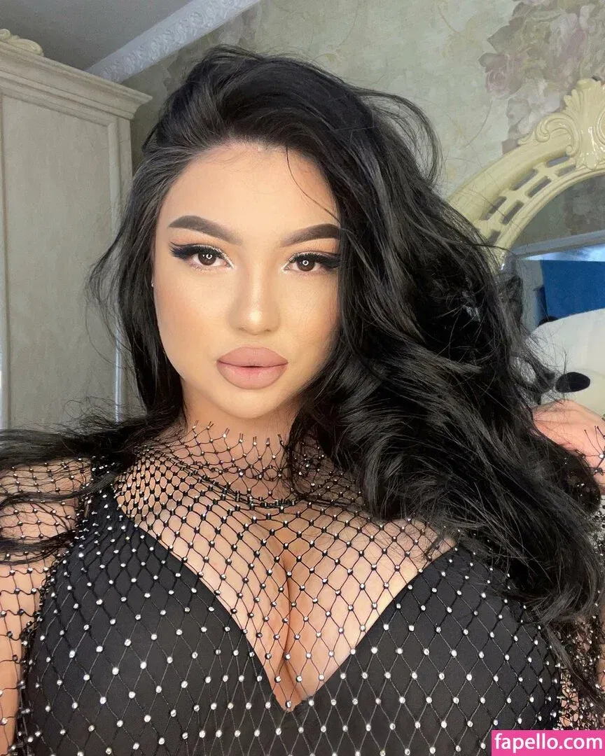 Zhansaya Dakarimova Onlyfans Photo Gallery 