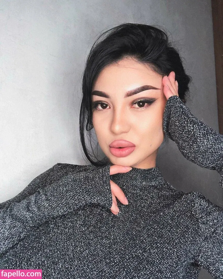 Zhansaya Dakarimova Onlyfans Photo Gallery 