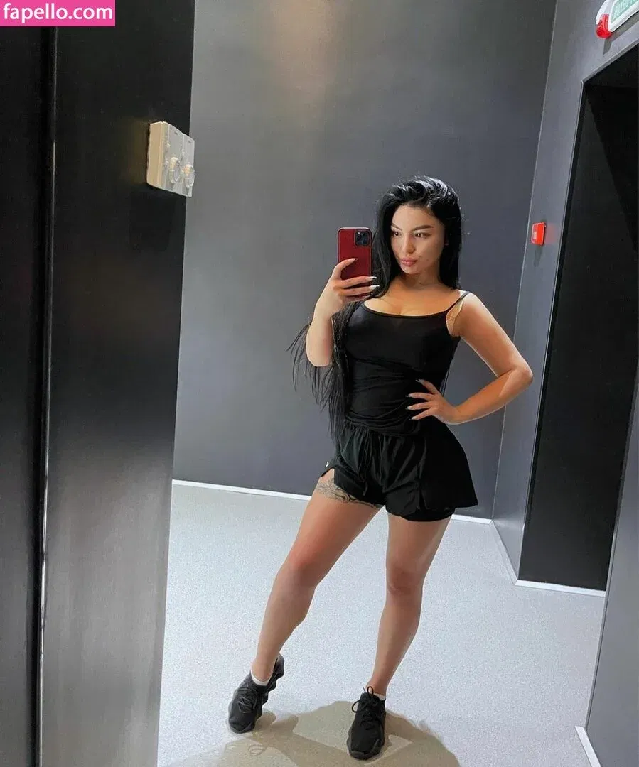 Zhansaya Dakarimova Onlyfans Photo Gallery 