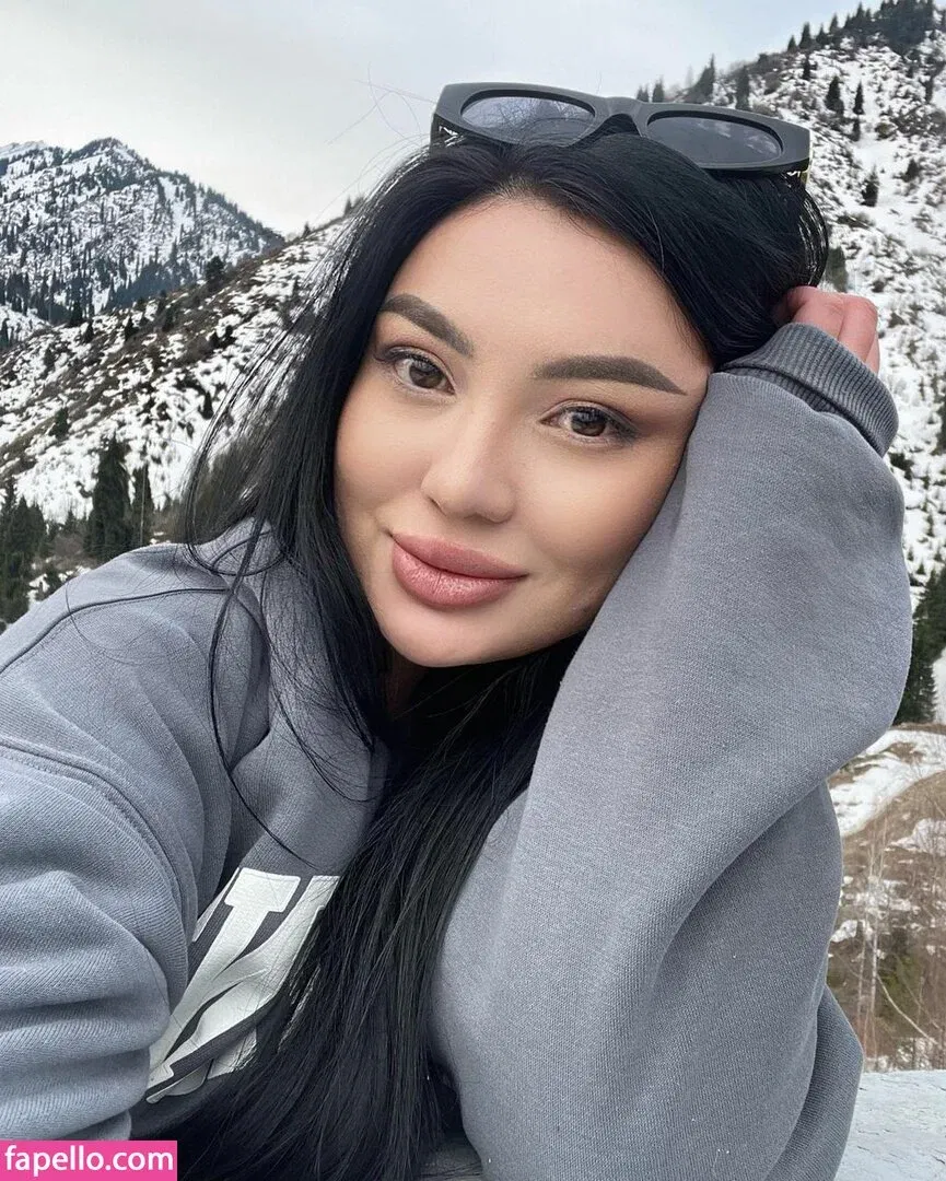 Zhansaya Dakarimova Onlyfans Photo Gallery 
