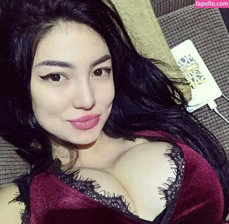 Zhansaya Dakarimova Onlyfans Photo Gallery 