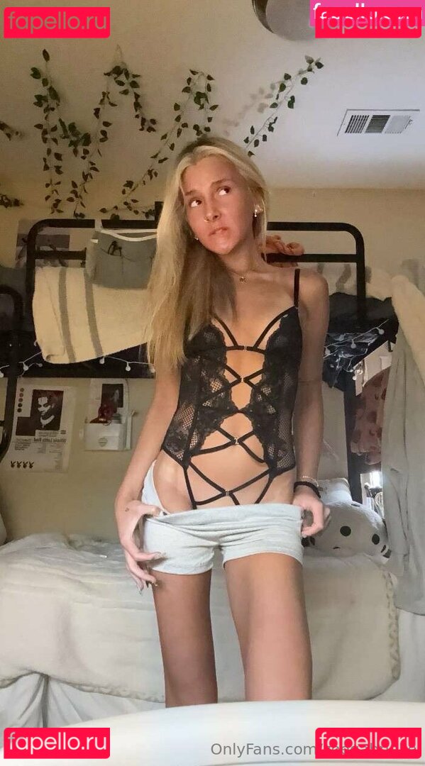 zoegabrielle Nude Onlyfans Photo 25