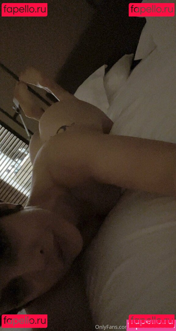unconstrainedbyu Nude Onlyfans Photo 21