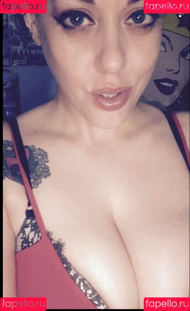 missleanalee Onlyfans Photo Gallery 