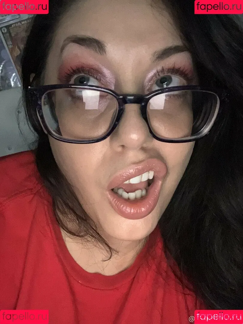 missleanalee Onlyfans Photo Gallery 