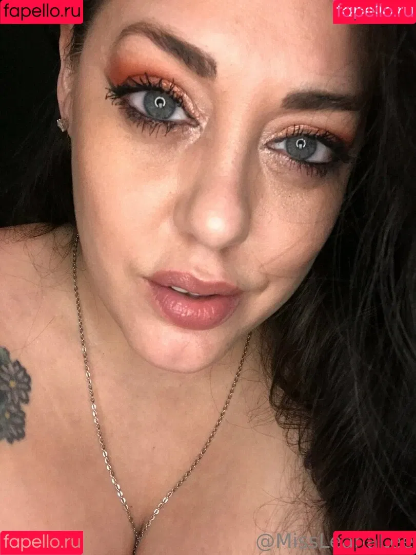 missleanalee Onlyfans Photo Gallery 