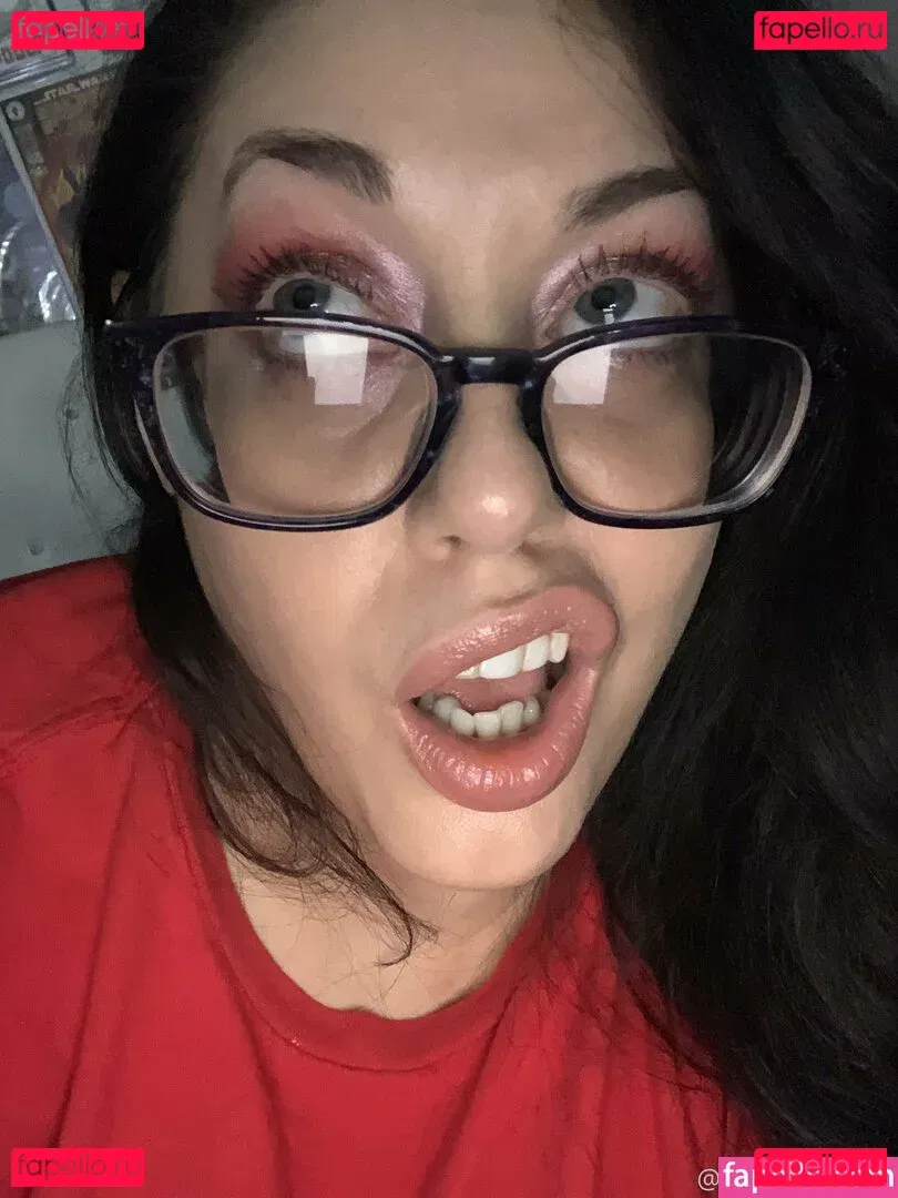 missleanalee Onlyfans Photo Gallery 