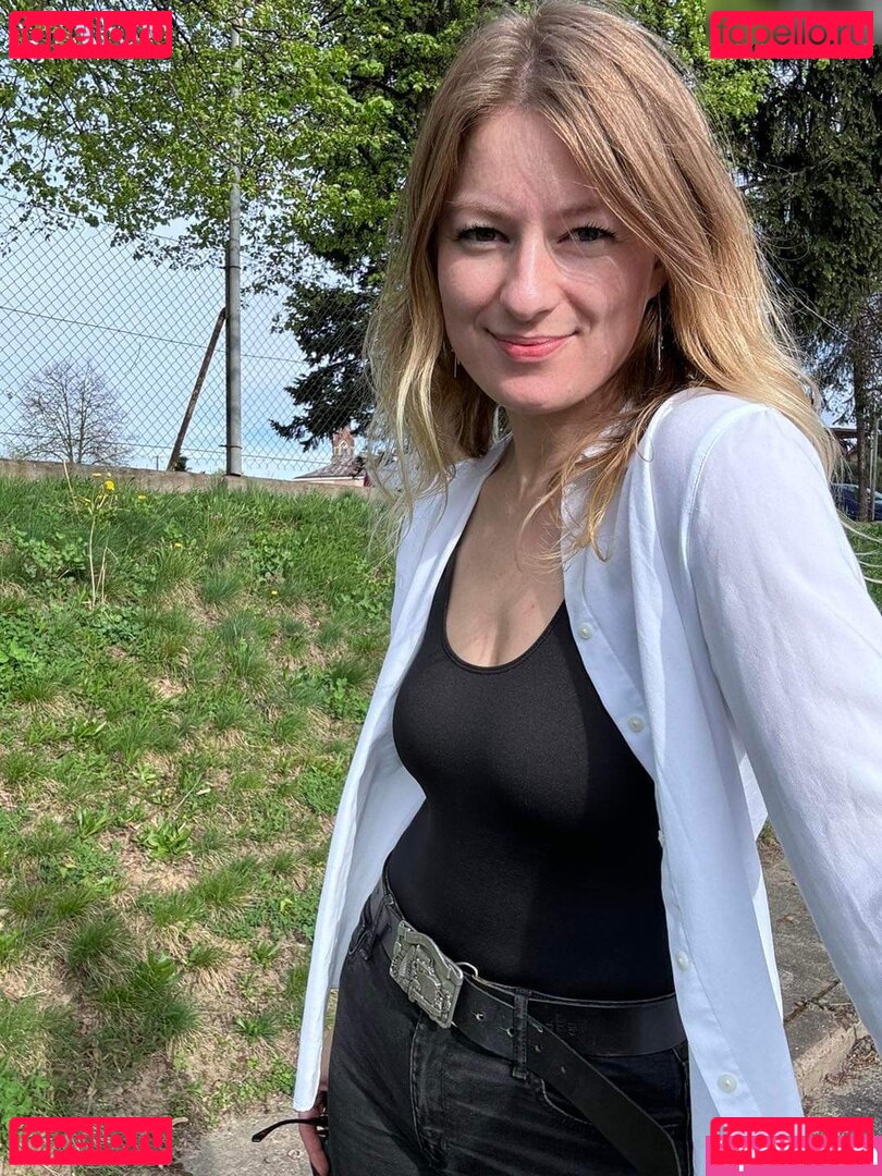 Iwona Blecharczyk Nude Onlyfans Photo 36