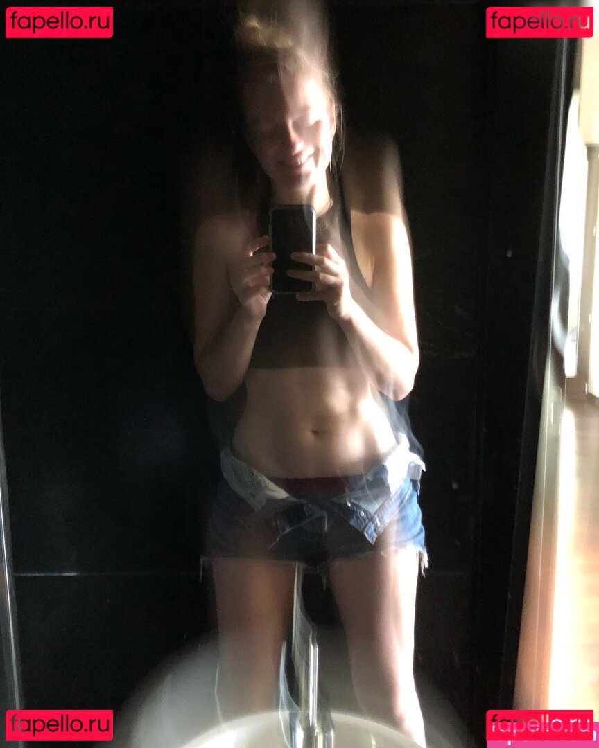 Iwona Blecharczyk Nude Onlyfans Photo 19