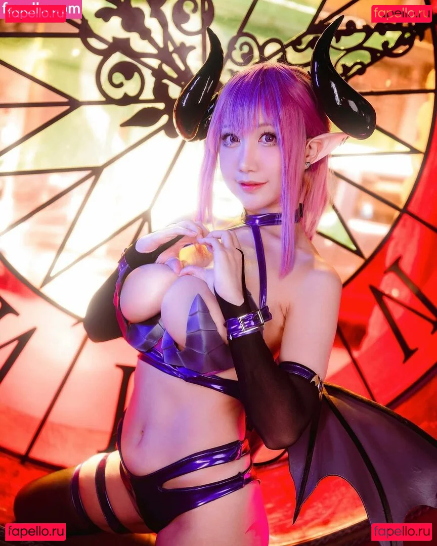 Miss Seven Onlyfans Photo Gallery 