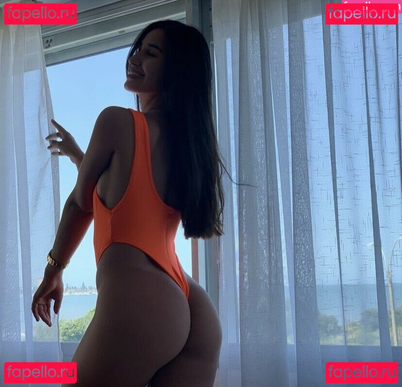 Nair Riveros Nude Onlyfans Photo 5