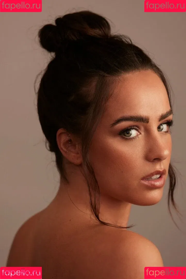 Georgia May Foote Onlyfans Photo Gallery 
