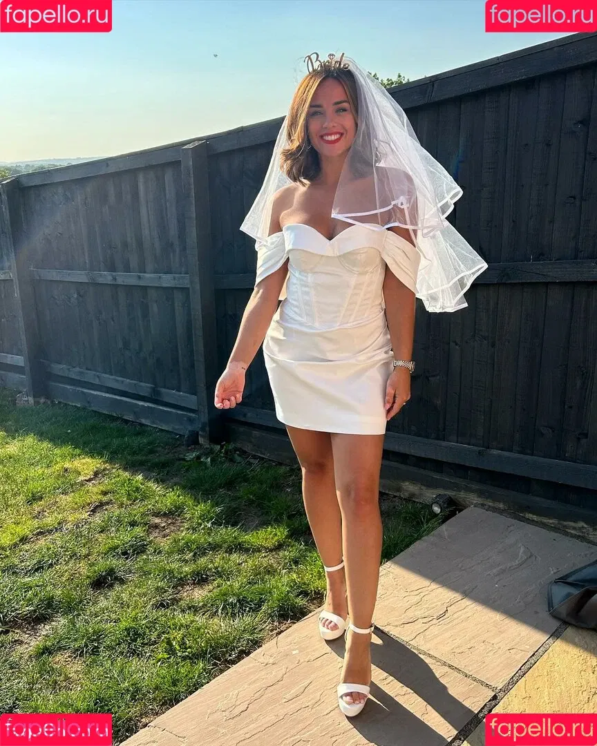 Georgia May Foote Onlyfans Photo Gallery 