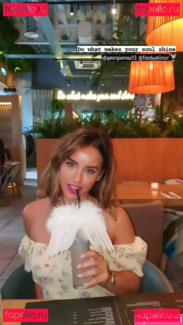 Georgia May Foote Onlyfans Photo Gallery 