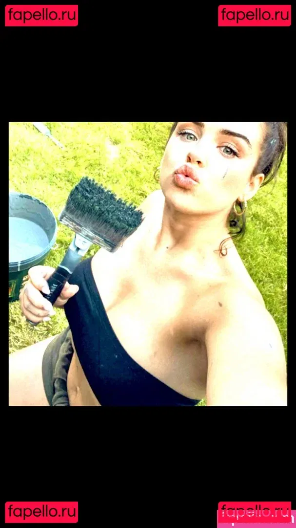 Georgia May Foote Onlyfans Photo Gallery 