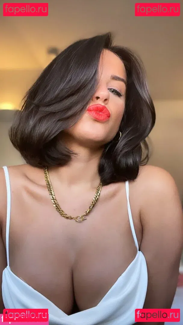 Georgia May Foote Onlyfans Photo Gallery 