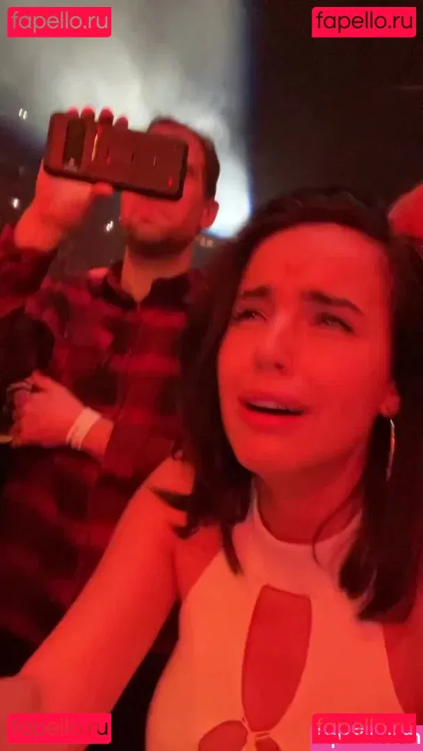 Georgia May Foote Onlyfans Photo Gallery 