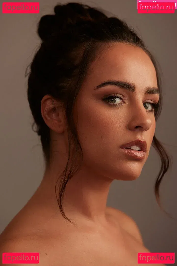 Georgia May Foote Onlyfans Photo Gallery 